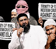 anjem_choudary_leads_pope_protest